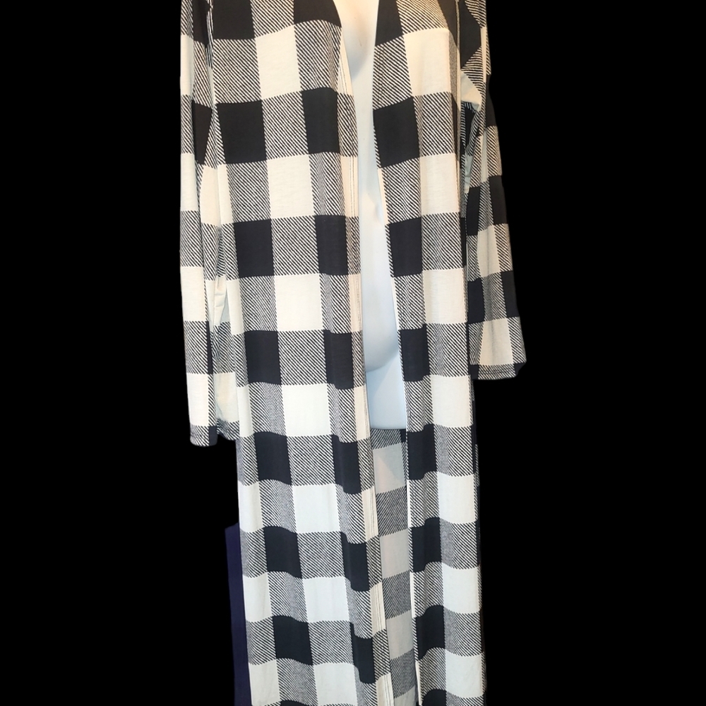 Long Lightweight Long Open top large Buffalo Plaid black and white - Picture 4 of 10